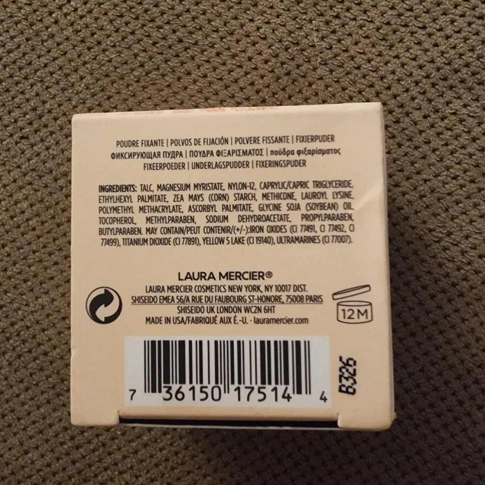 Laura Mercier Loose Setting Powder Translucent .33oz